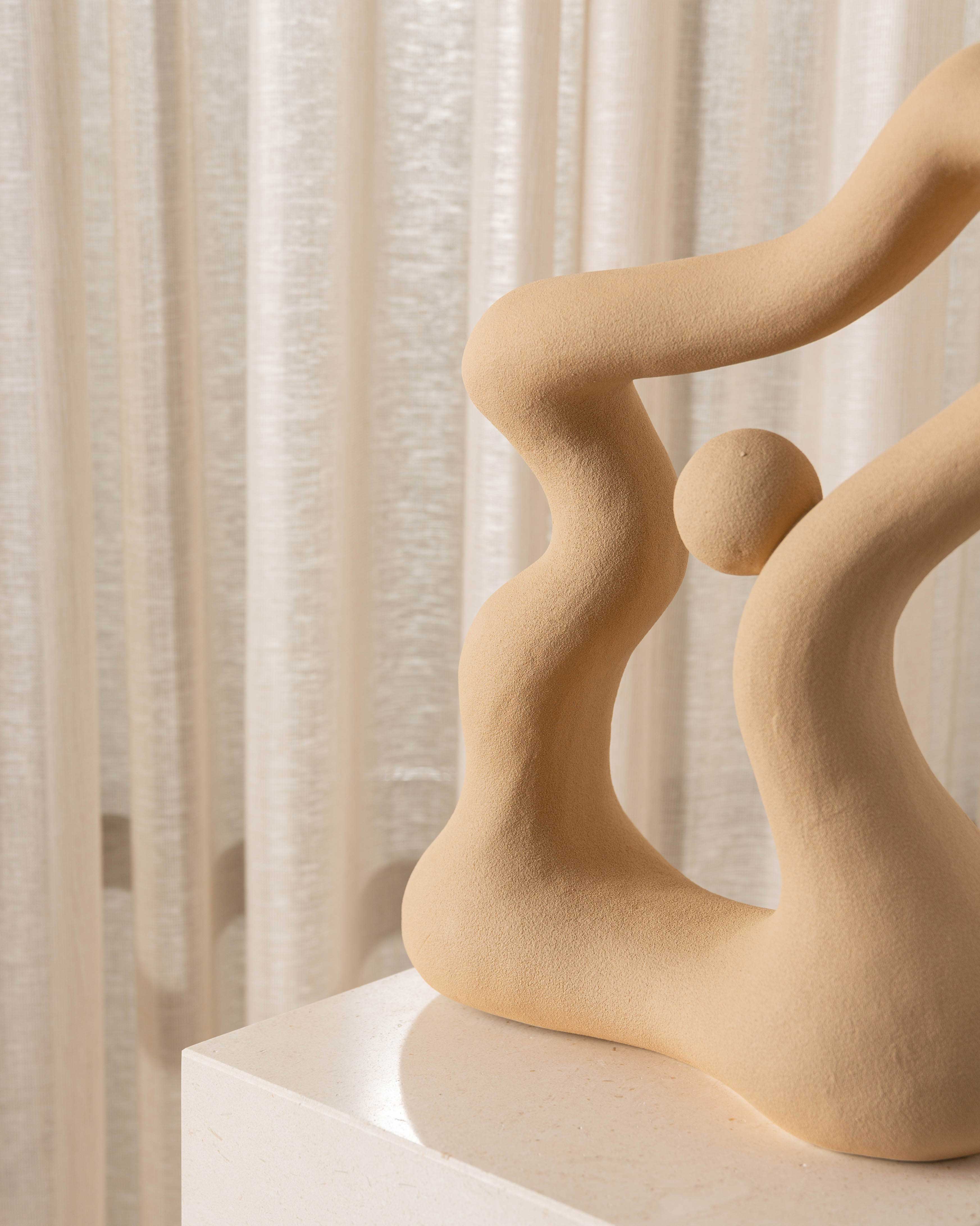 Aki Sculpture - Image 3