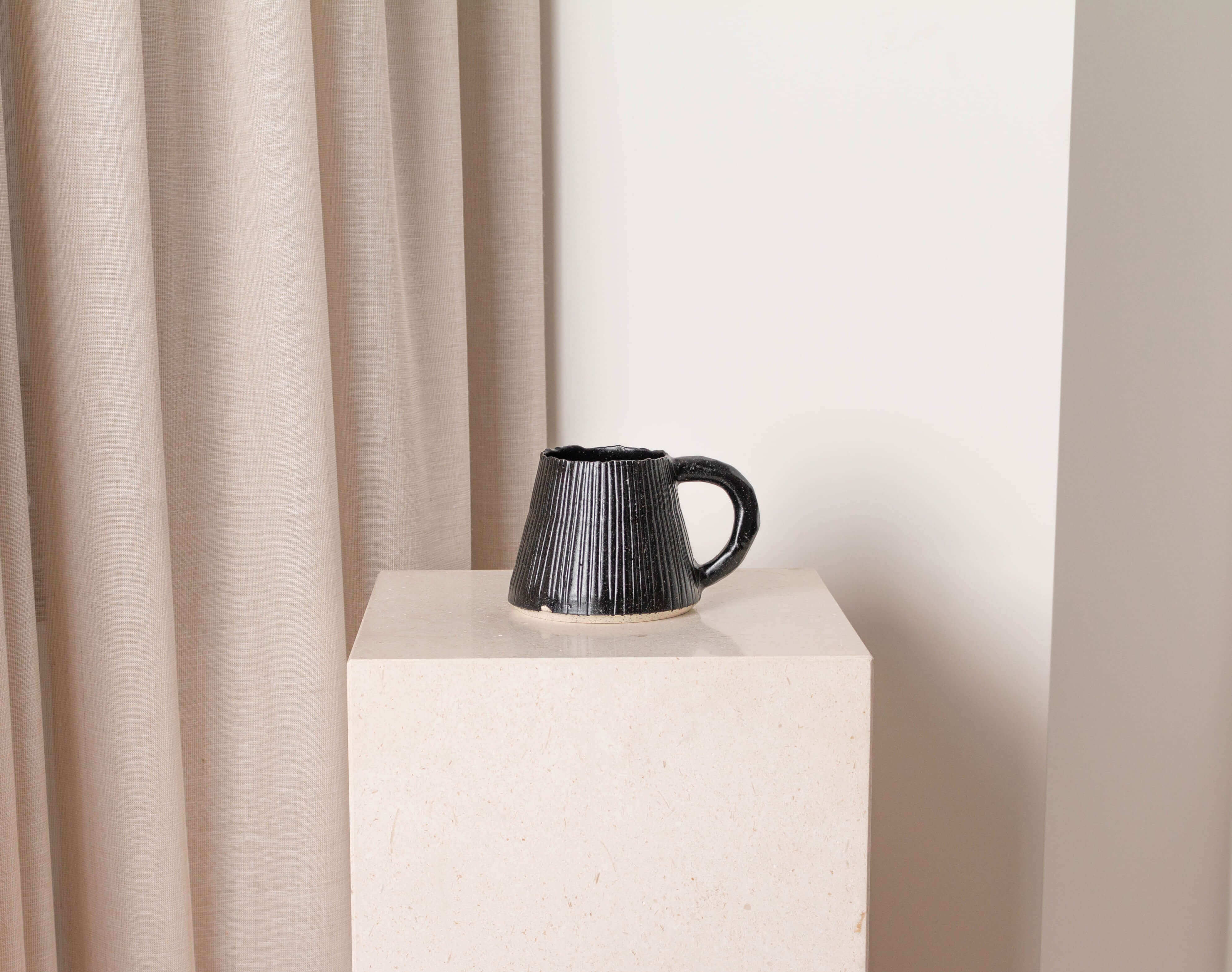 Barnacle Mug, Black - Image 4