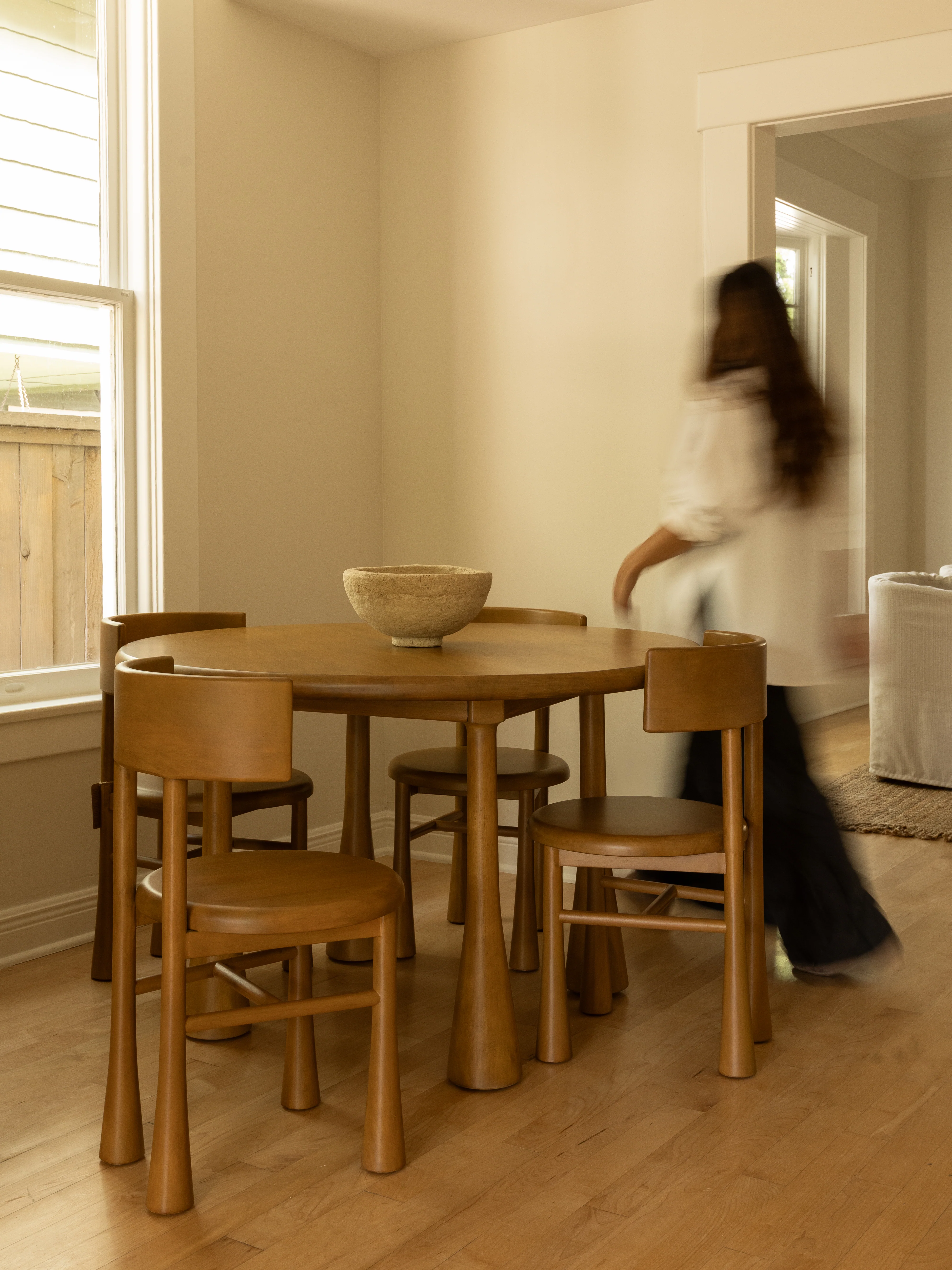 Zeppelin Dining Table - Image 2